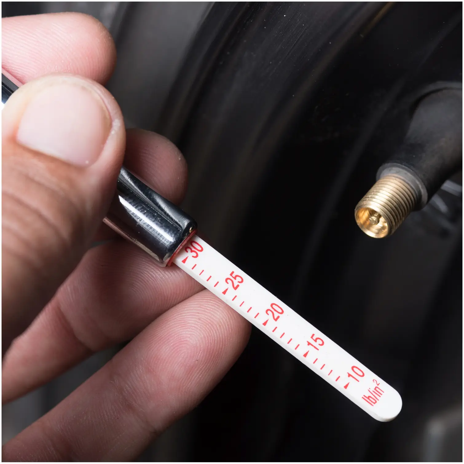 AVN0146_2 Dekton Tyre Pressure & Depth Gauges