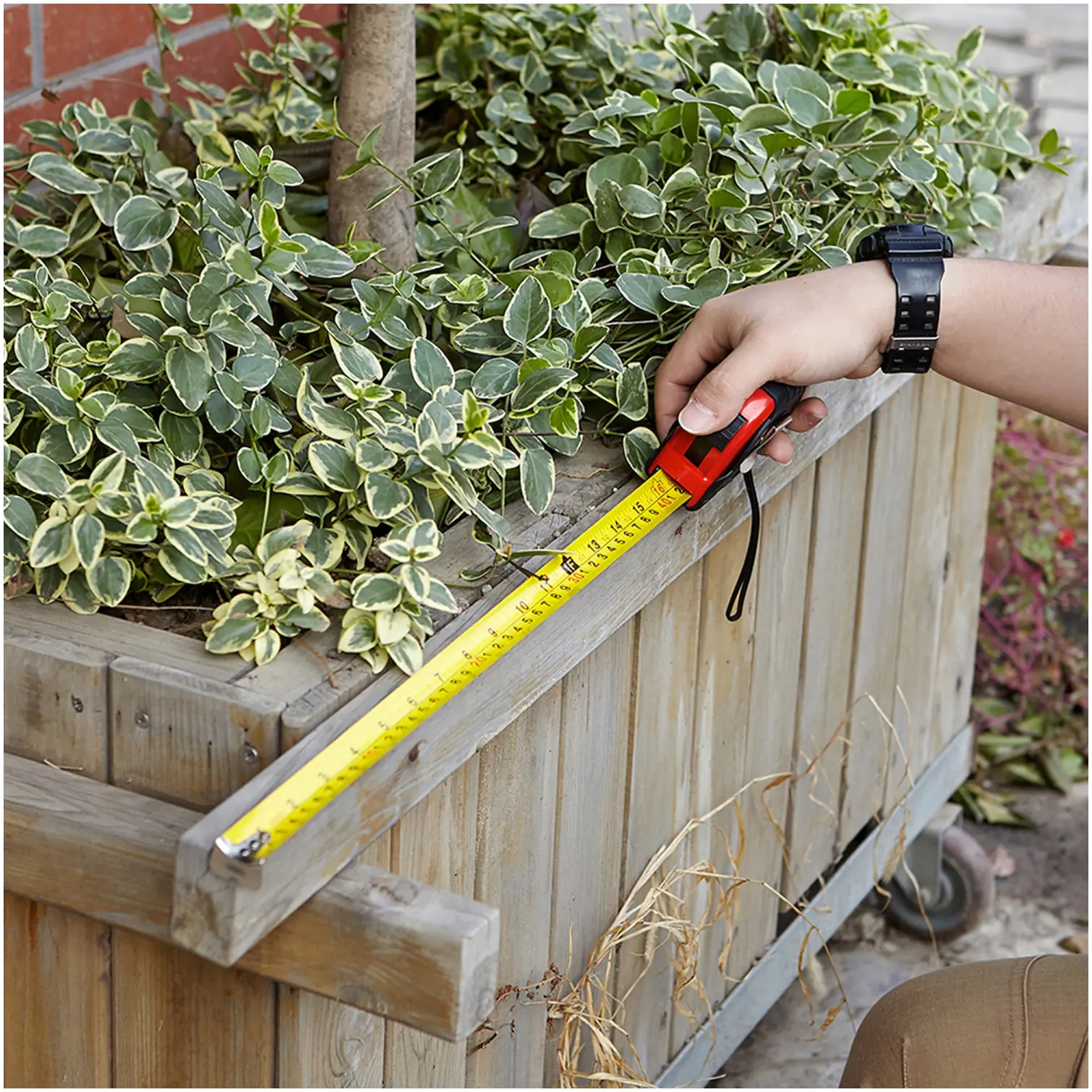 Dekton 30 Piece DIY Tool Kit