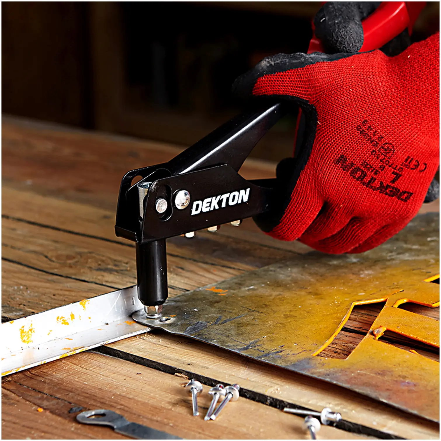 AVN0410_4 Dekton Heavy Duty Hand Riveter