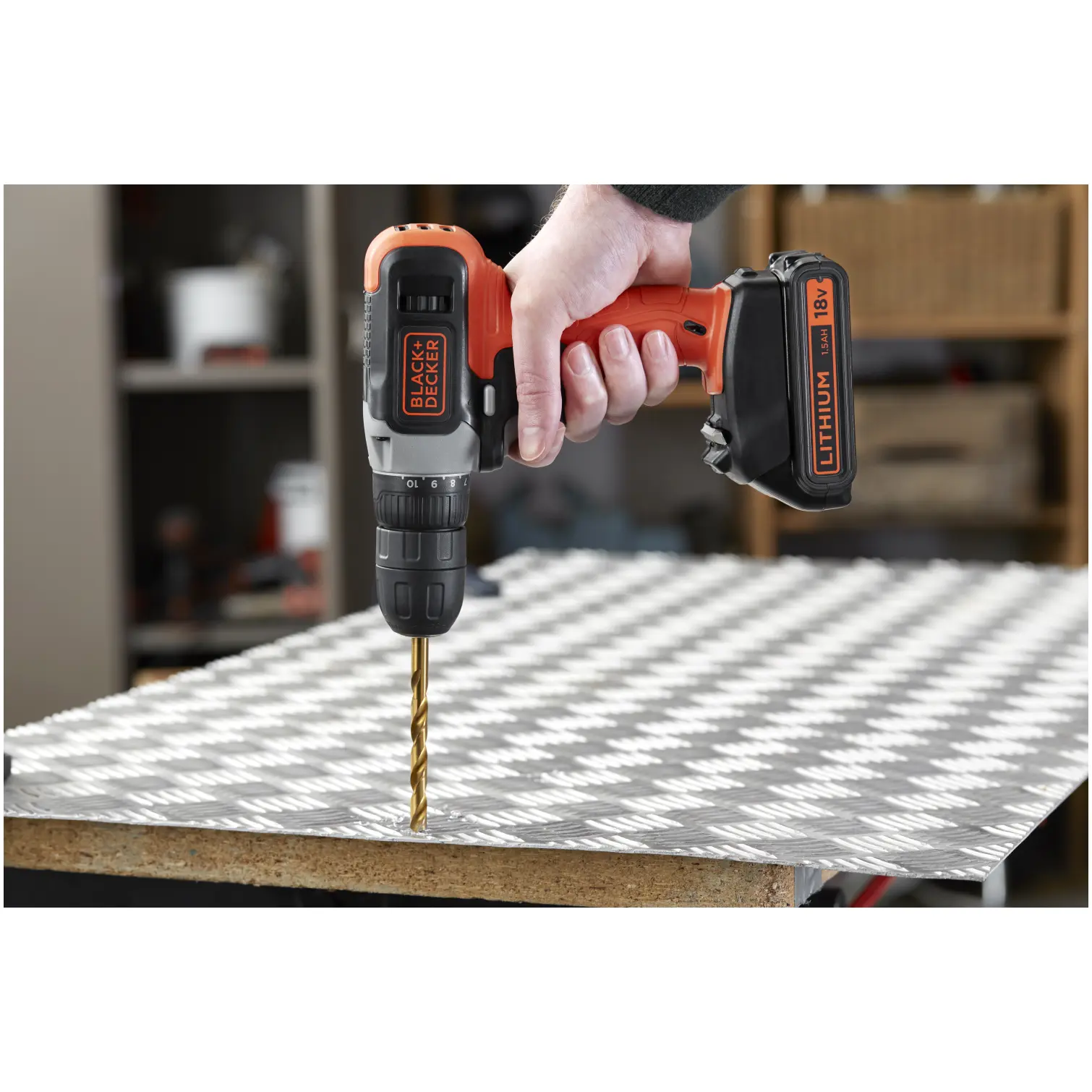 BDP0304_3 Black+Decker Lithium-ion Drill Driver 18v
