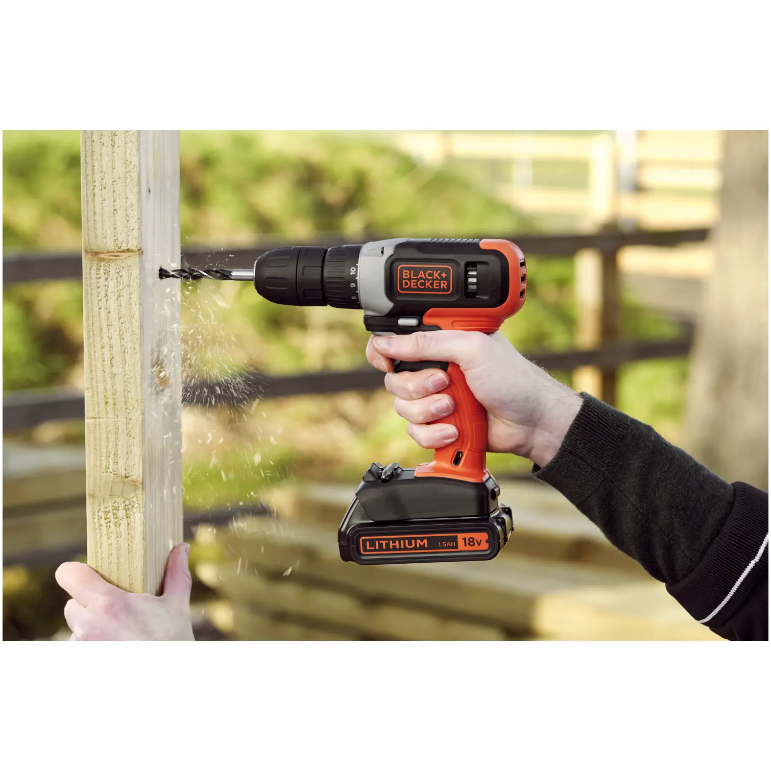 BDP0304_4 Black+Decker Lithium-ion Drill Driver 18v