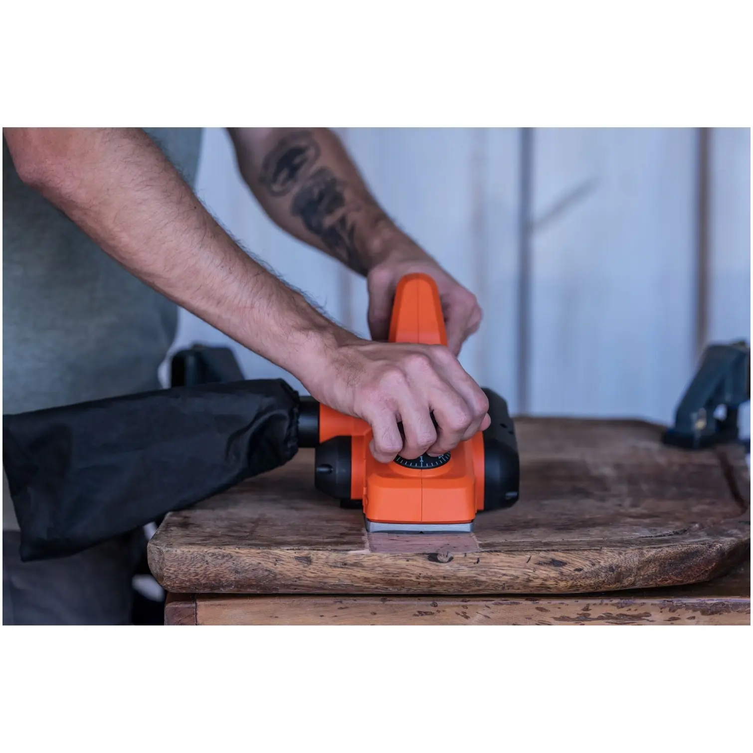 BDP0391_5 Black & Decker Planer 710w