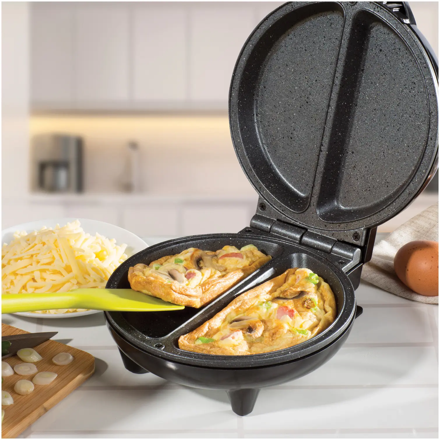 Daewoo Deep Filled Omelette Maker