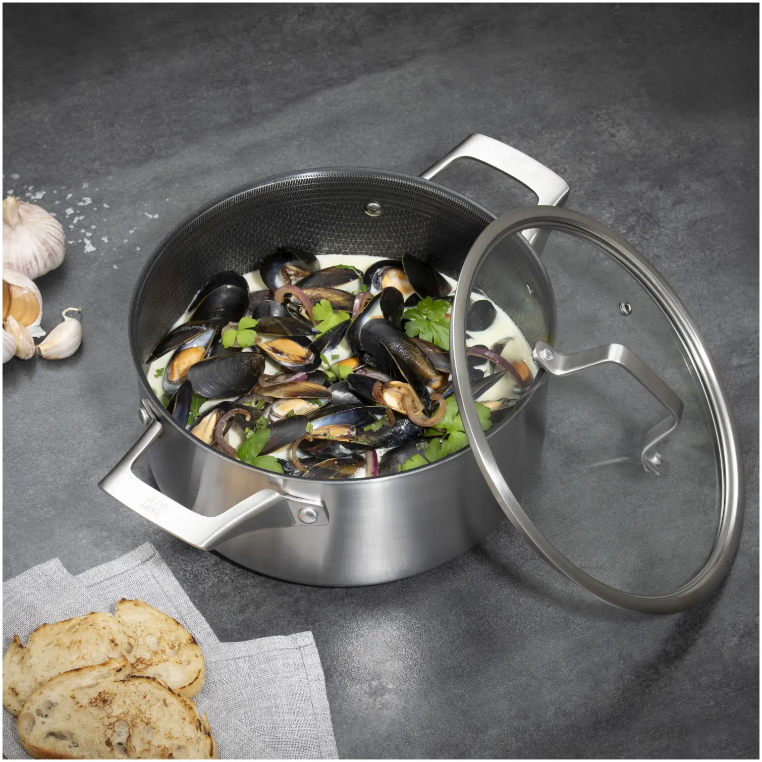 EGL0549_1 Hairy Bikers Hex Guard Casserole 24cm