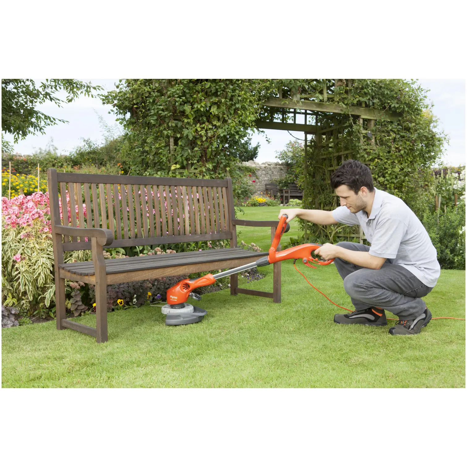 FLY0212_1 Flymo Contour 650E Corded Grass Trimmer