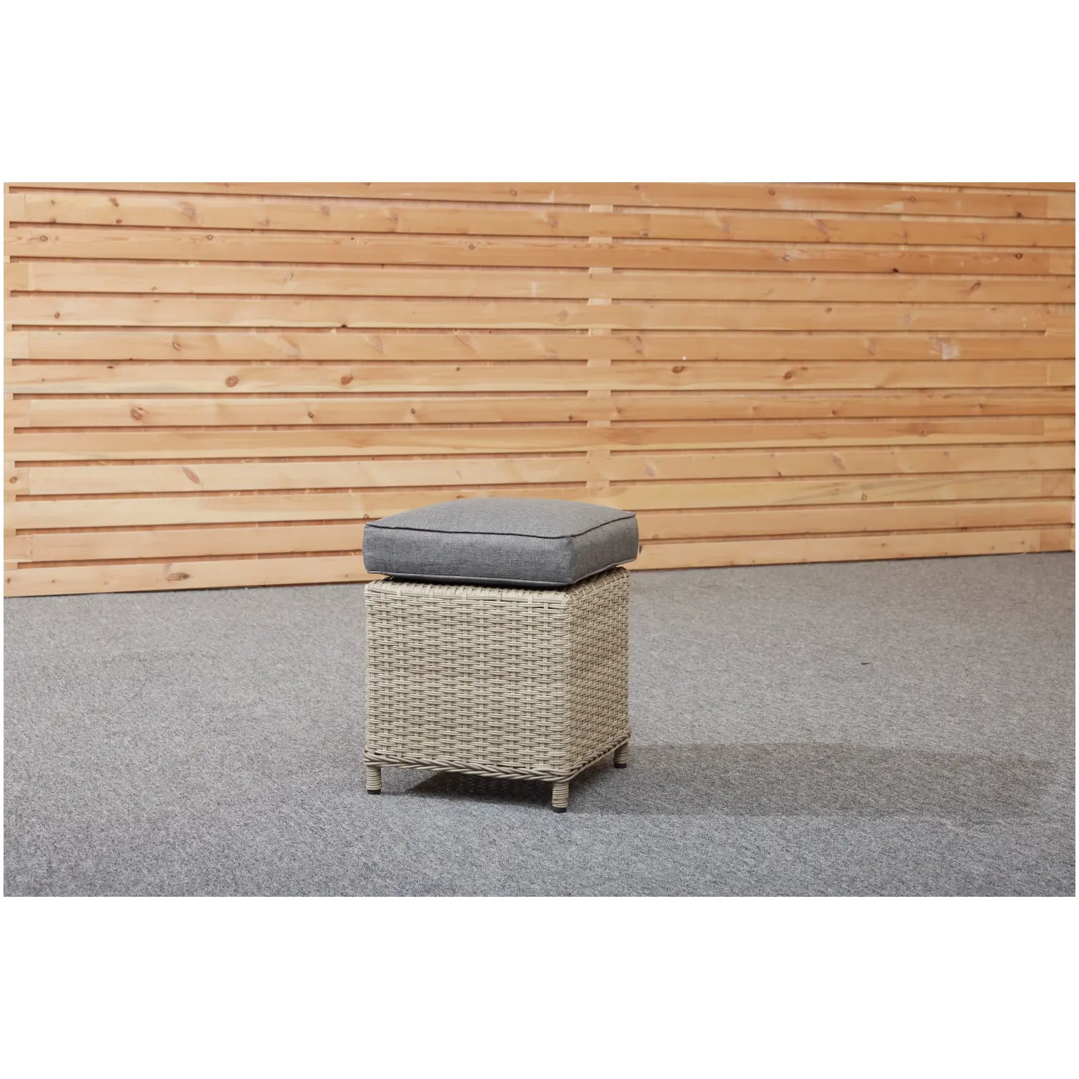 Cumbrae Lounge Sofa Set