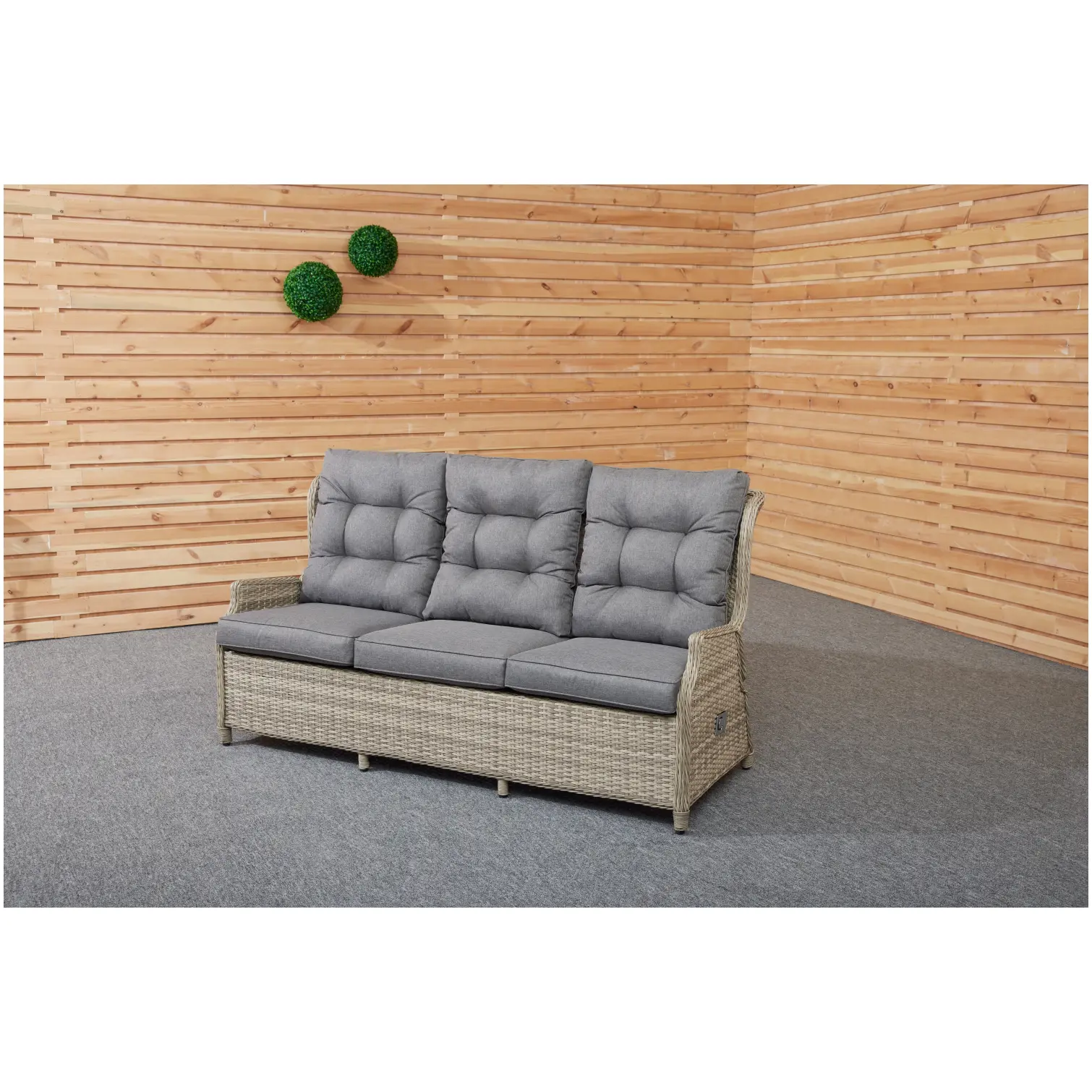 Cumbrae Lounge Sofa Set