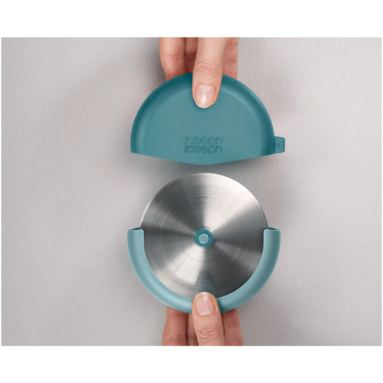 Joseph Joseph Duo Pizza Cutter With Rotating Guard