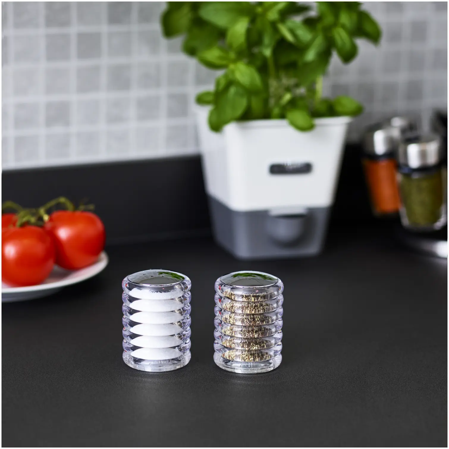 Cole & Mason Beehive Salt & Pepper Set