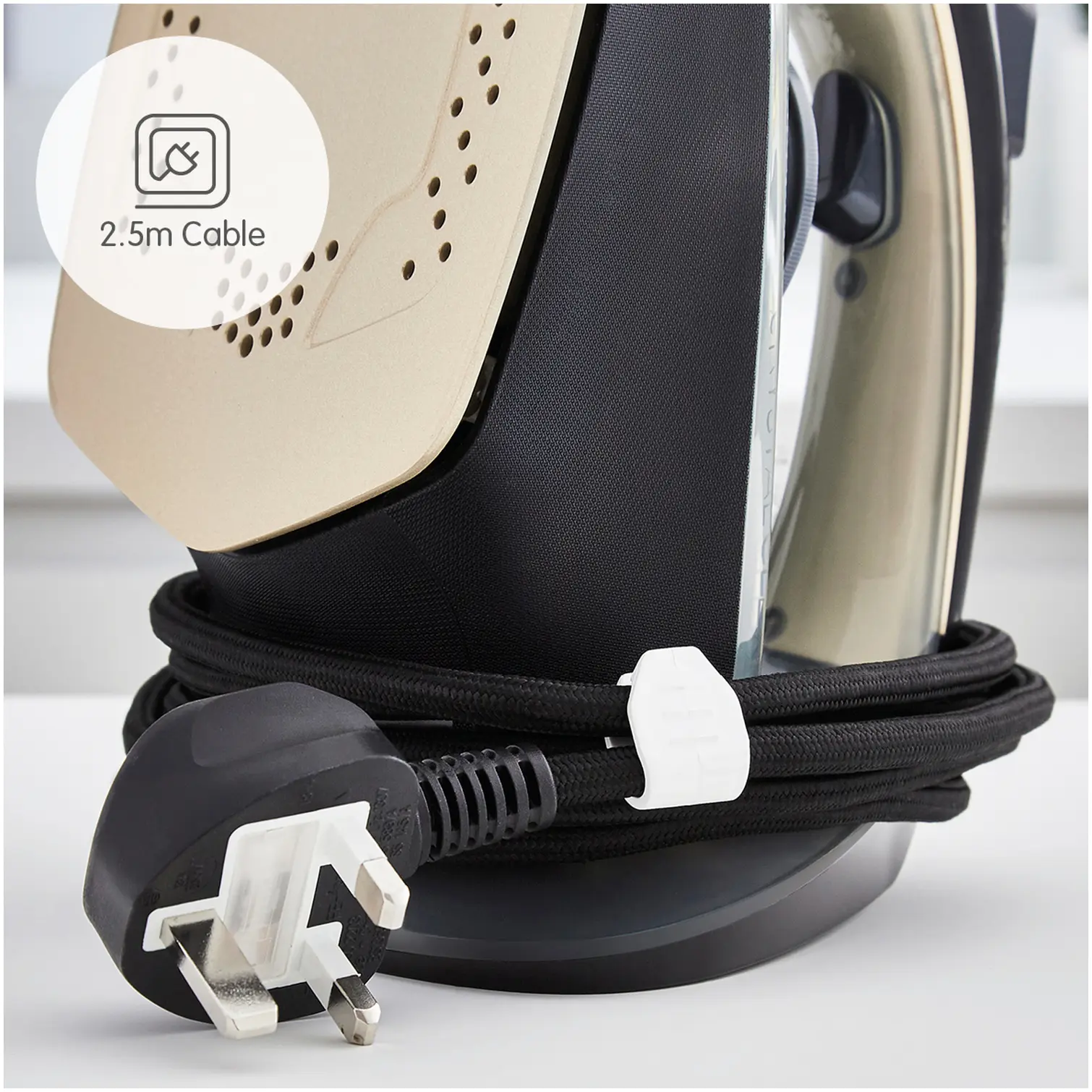 Morphy Richards 300302 2400w Crystal Clear Gold Iron
