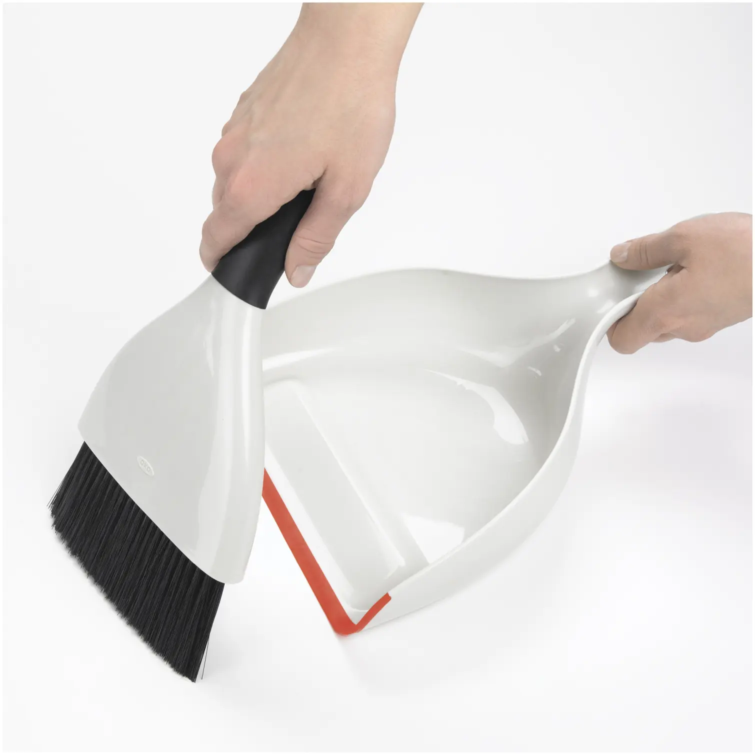 OXO0060_1 OXO Good Grips Dustpan and Brush Set