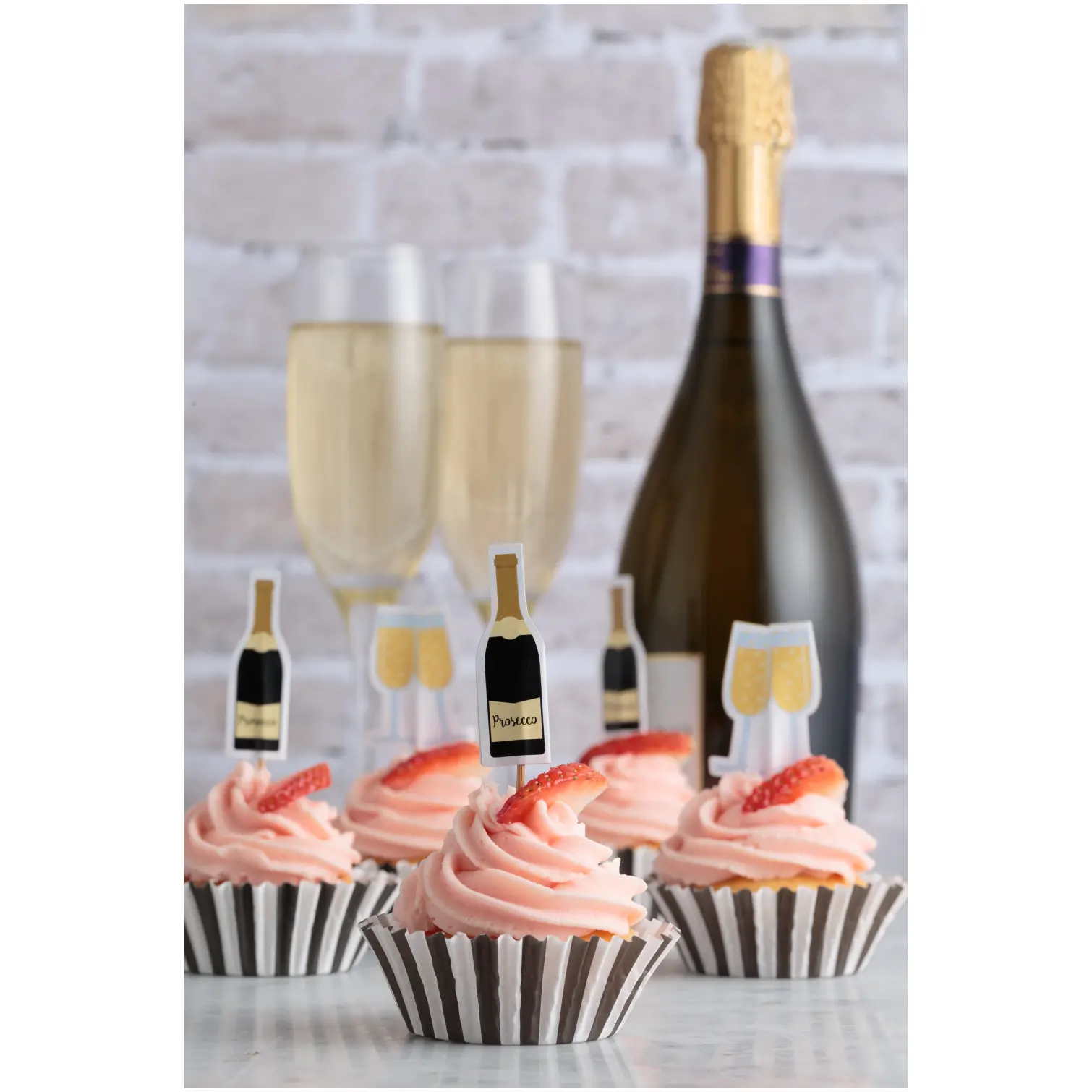 Prosecco Cupcake Case &Toppers