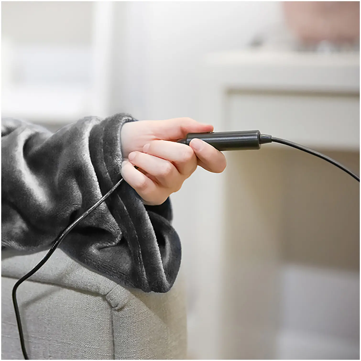 Carmen Heated Wearable Blanket