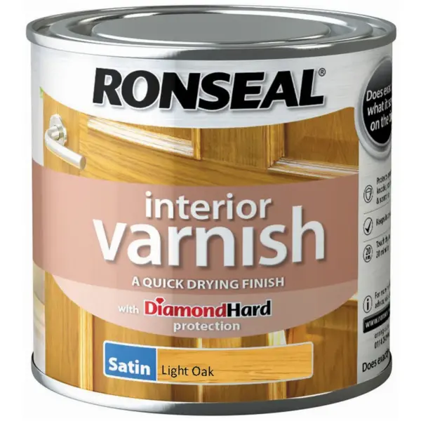 RNS0261 Ronseal Interior Varnish Light Oak Satin 250ml