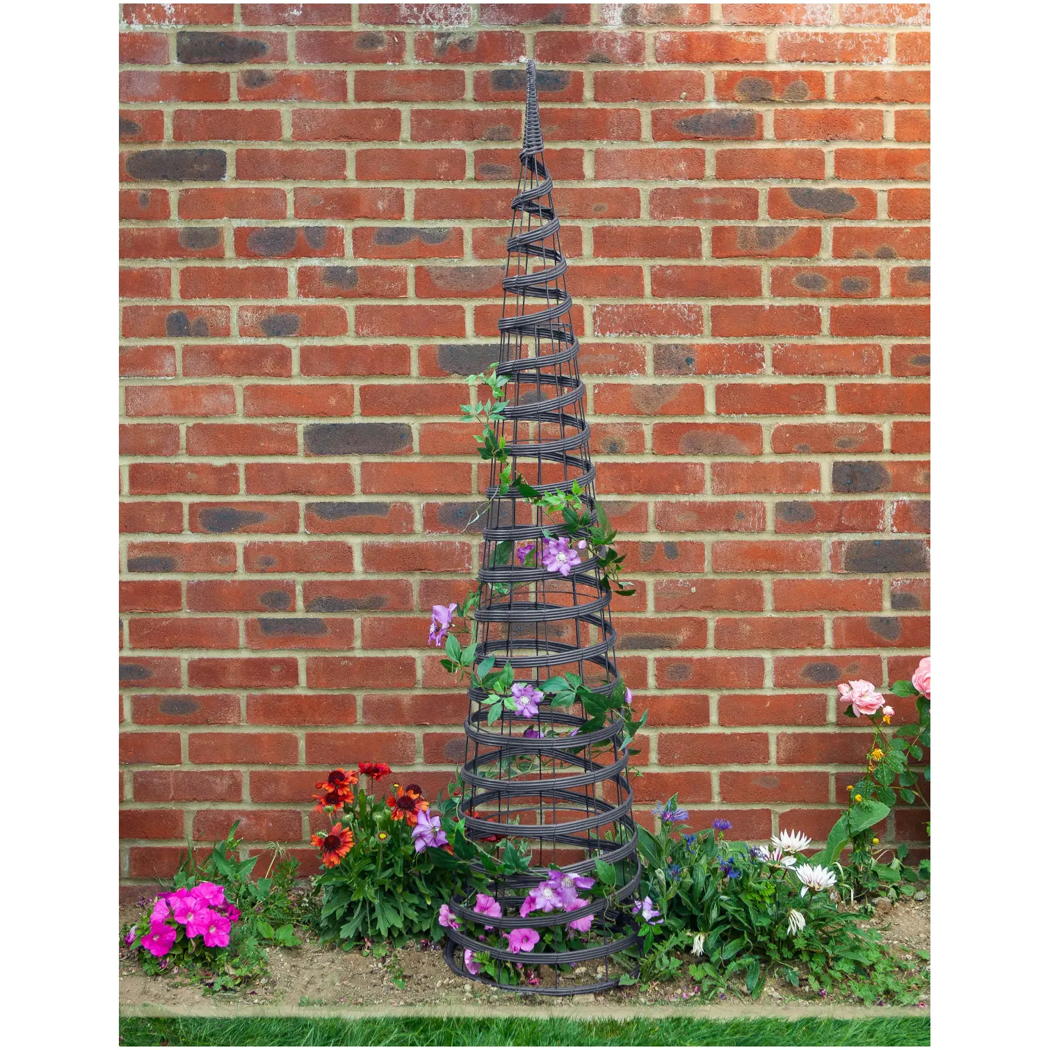 Rattan Effect Obelisk 1.5mtr