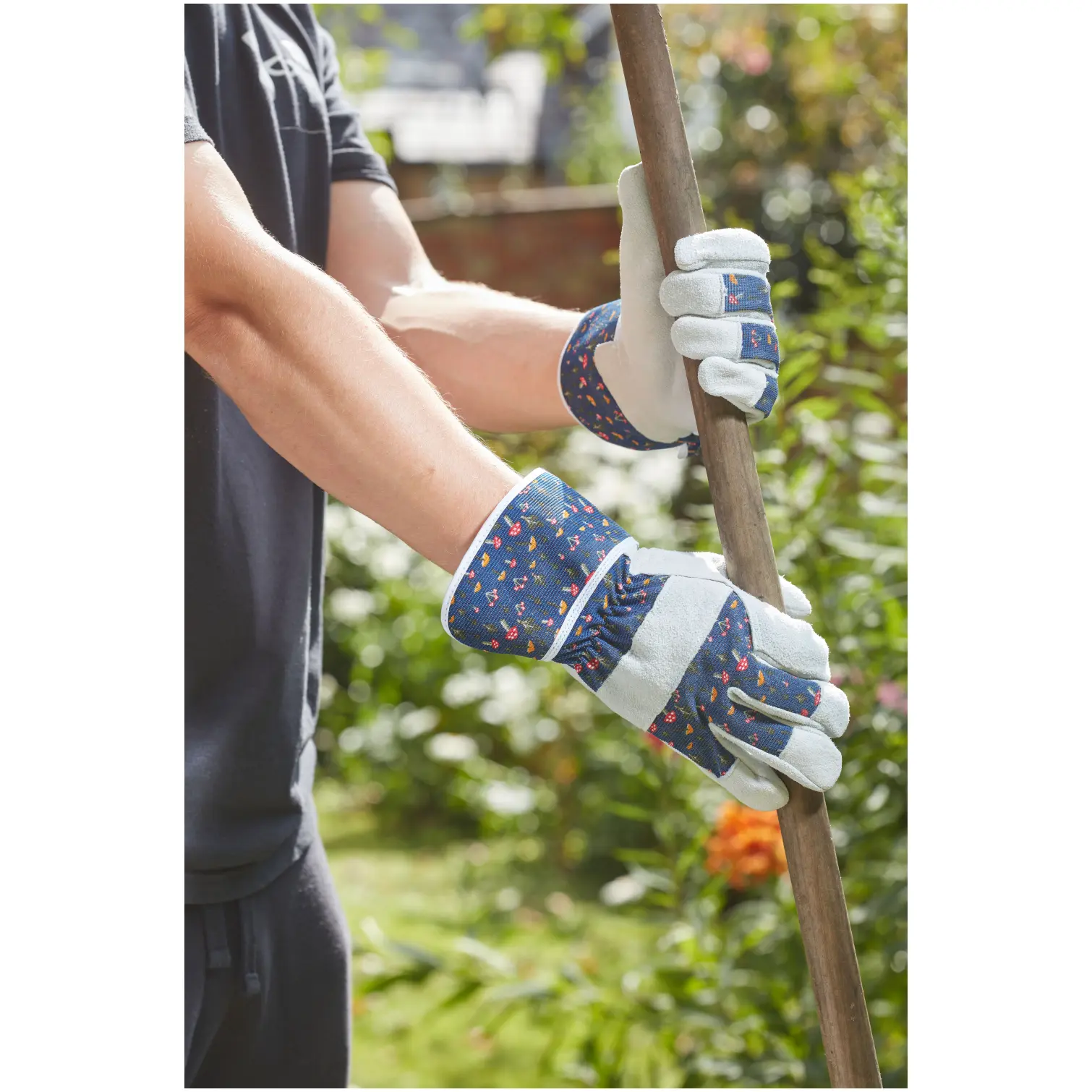 SMA0637_2 Briers Mushrooms Rigger Gloves Medium