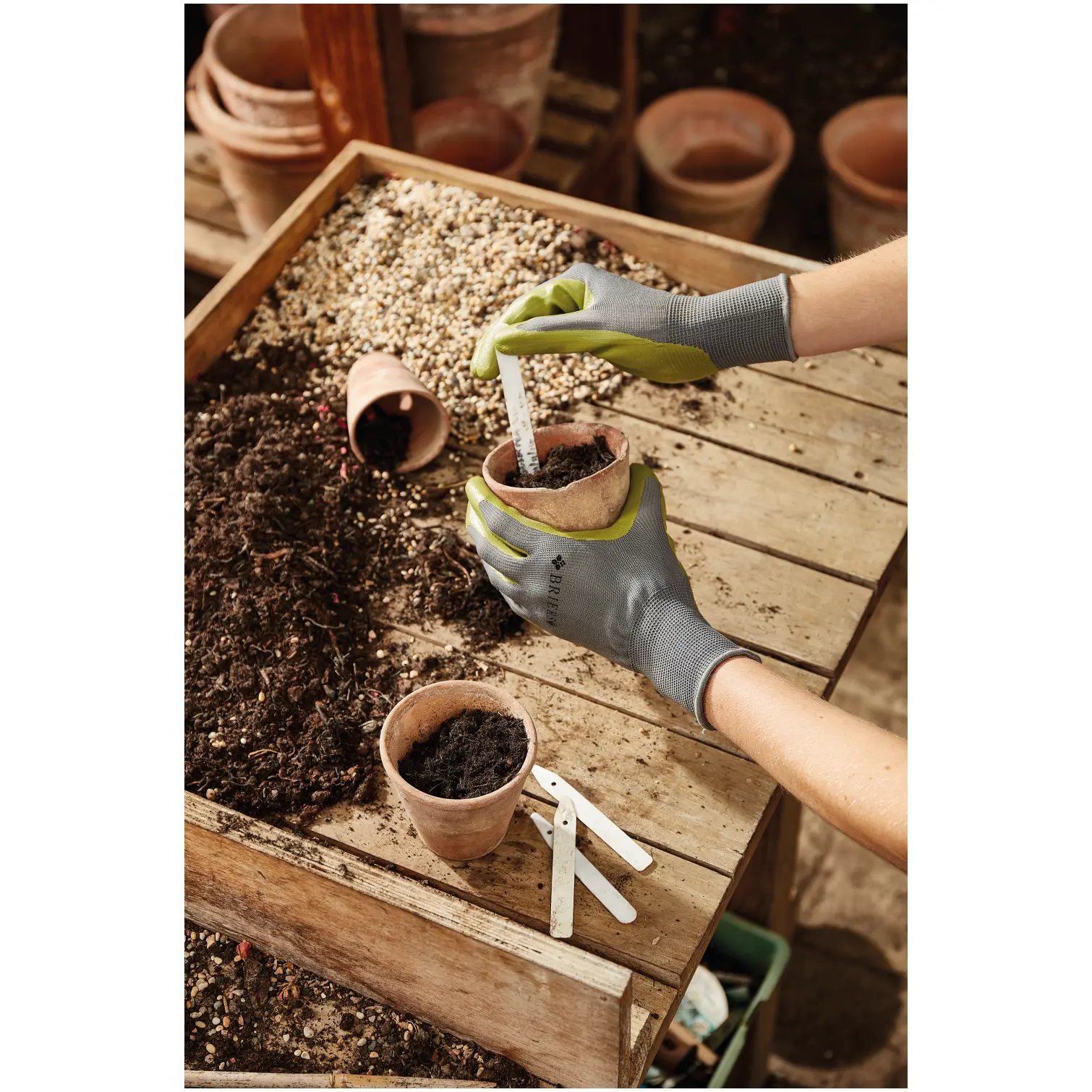 Briers Seed & Weed Glove Medium
