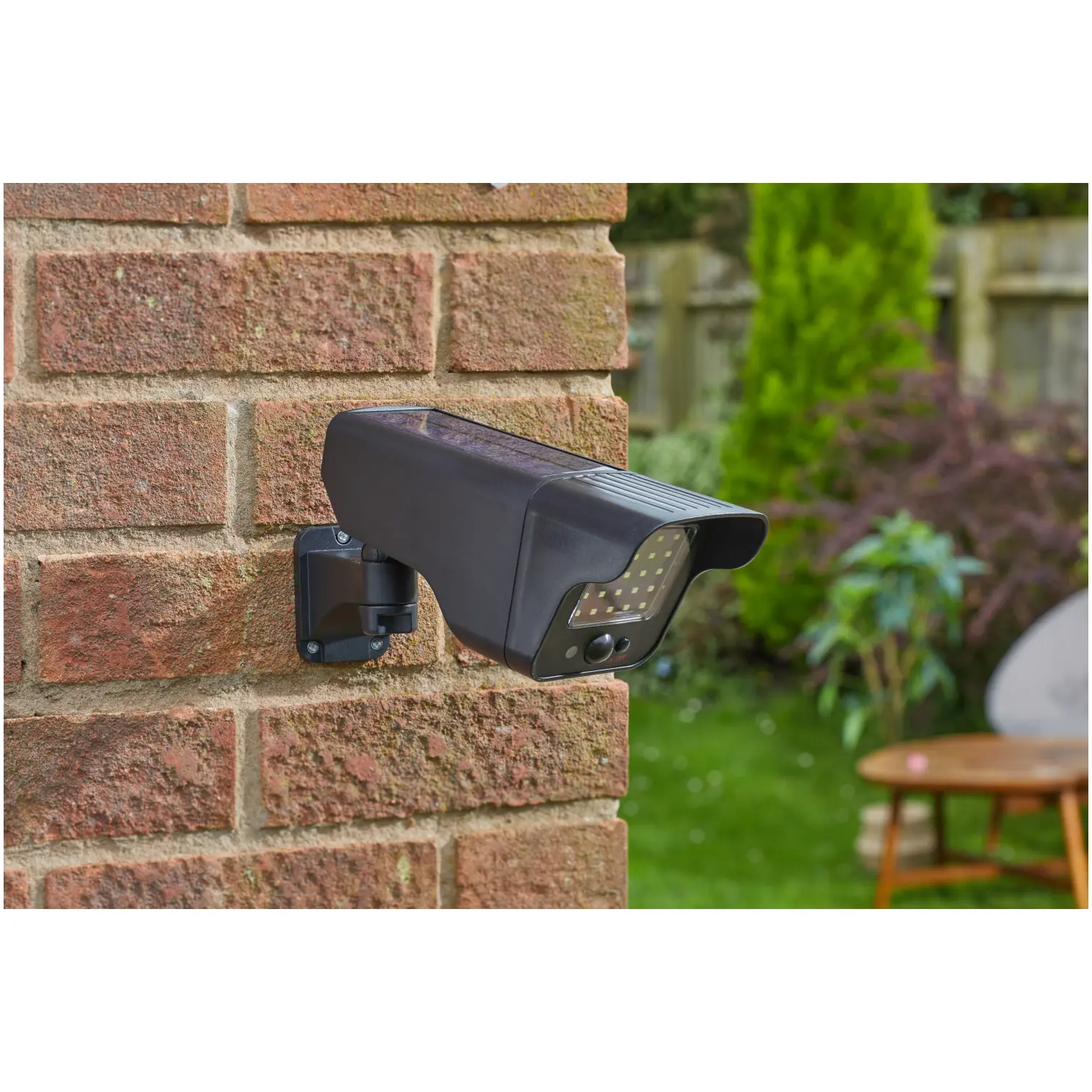 Smart Garden Solar Powered PIR Decoy Camera And Floodlight