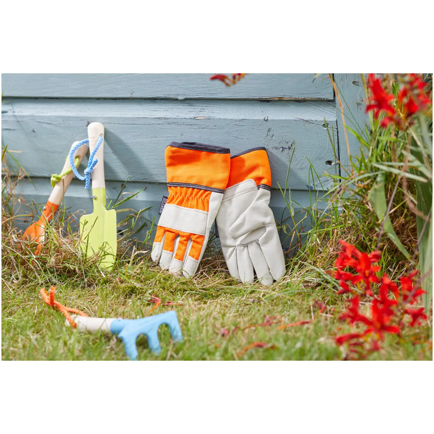 SMA0900_1 Briers Kids Rigger Gloves 4-7 Years