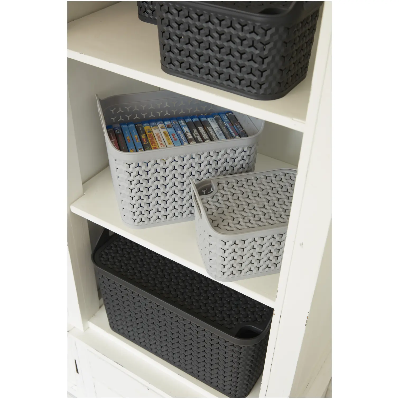 STR0250_2 Strata Urban Store Basket & Lid Medium Cool Grey 14 Litres 23x23.5x30.5cm