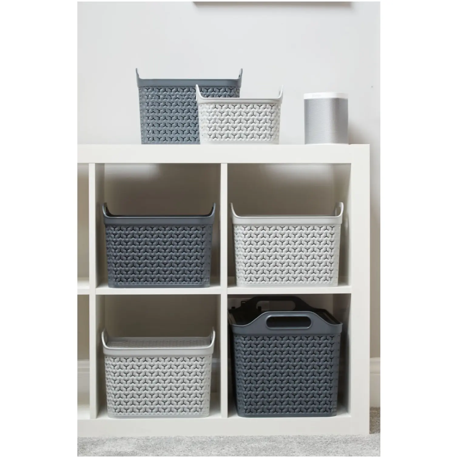 STR0300_2 Strata Urban Store Basket & Lid Large Cool Grey 21 Litres 29x30x43.5cm