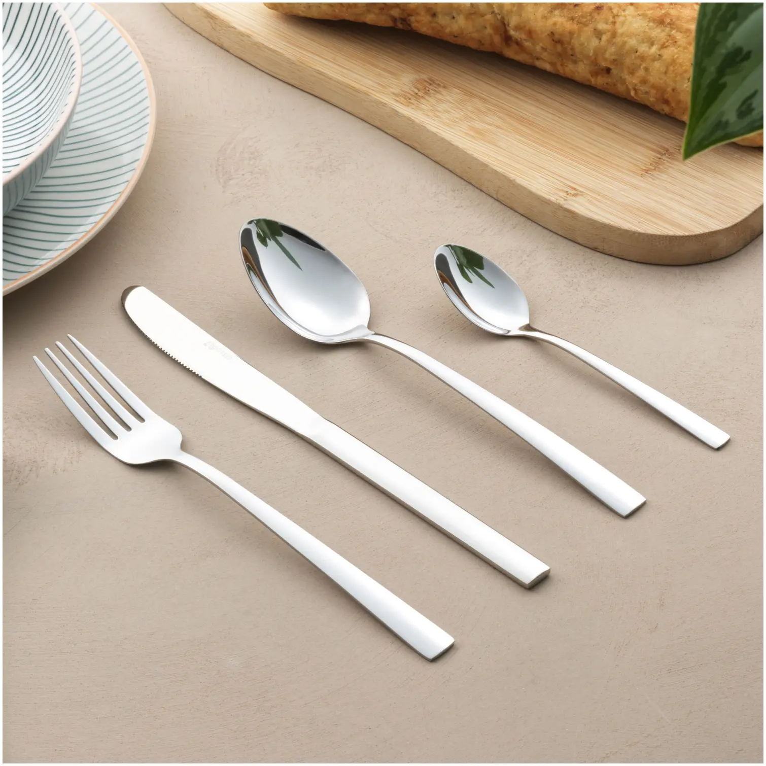 Progress Washington 16 Piece Cutlery Set