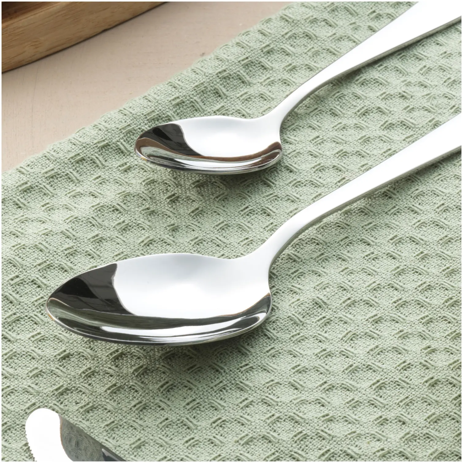 Progress California 24 Piece Cutlery Set