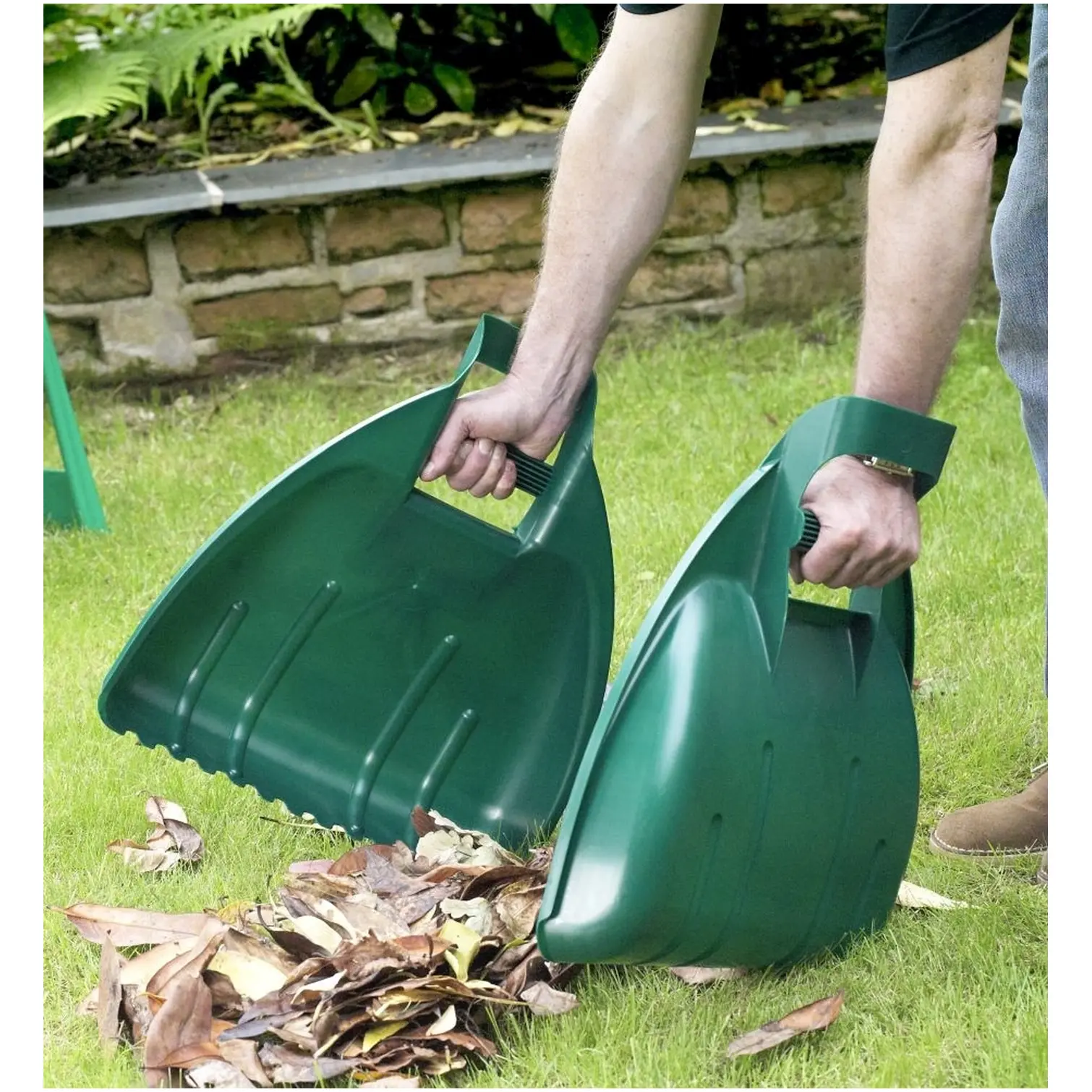 Whitefurze Leaf Grabber