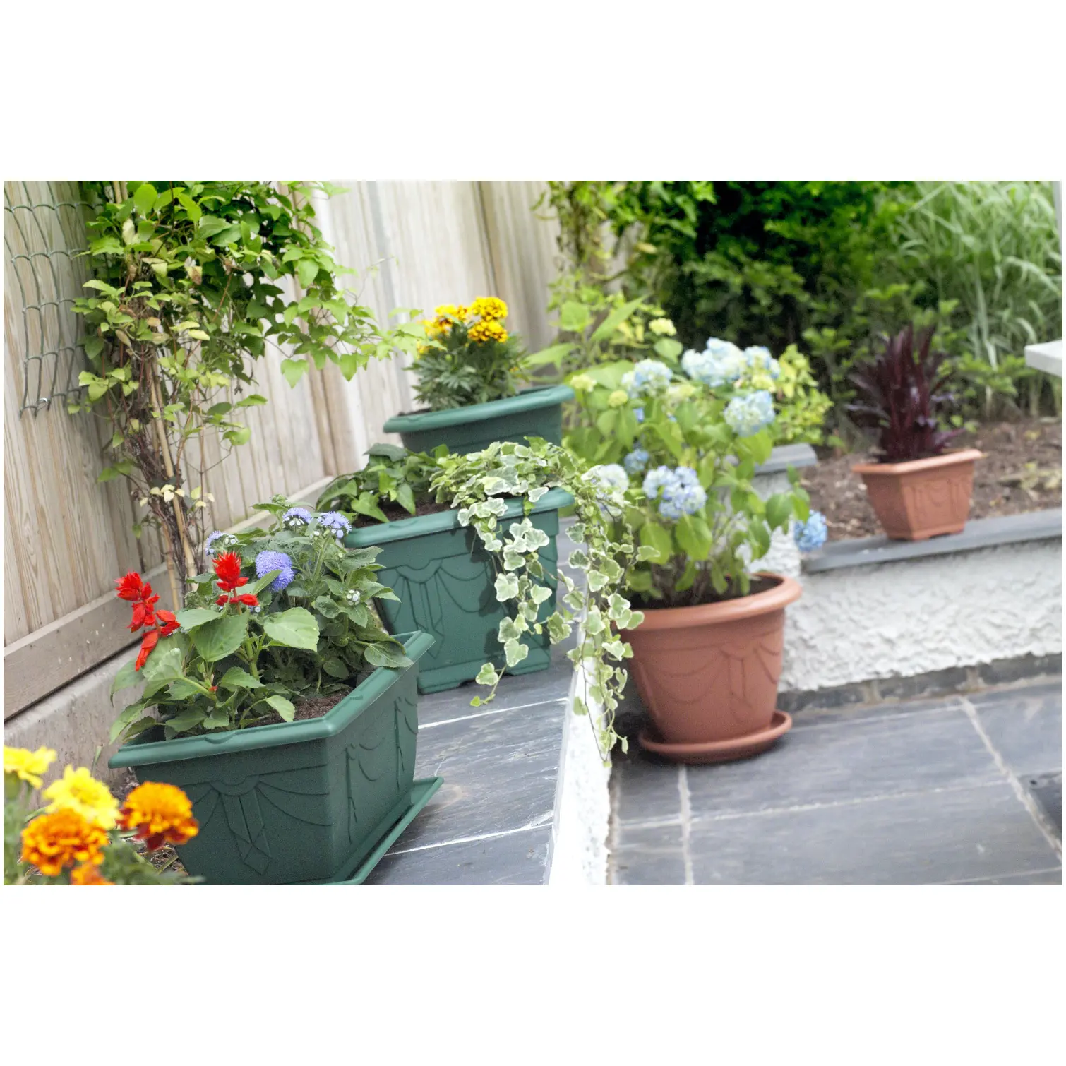 Whitefurze 60cm(23 1/2") Venetian Trough Terracotta