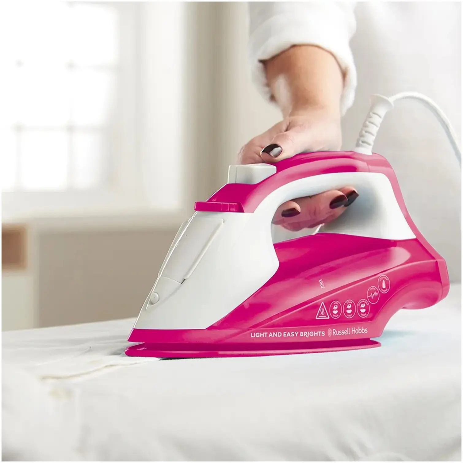 R/Hobbs Berry Steam Iron 2400W