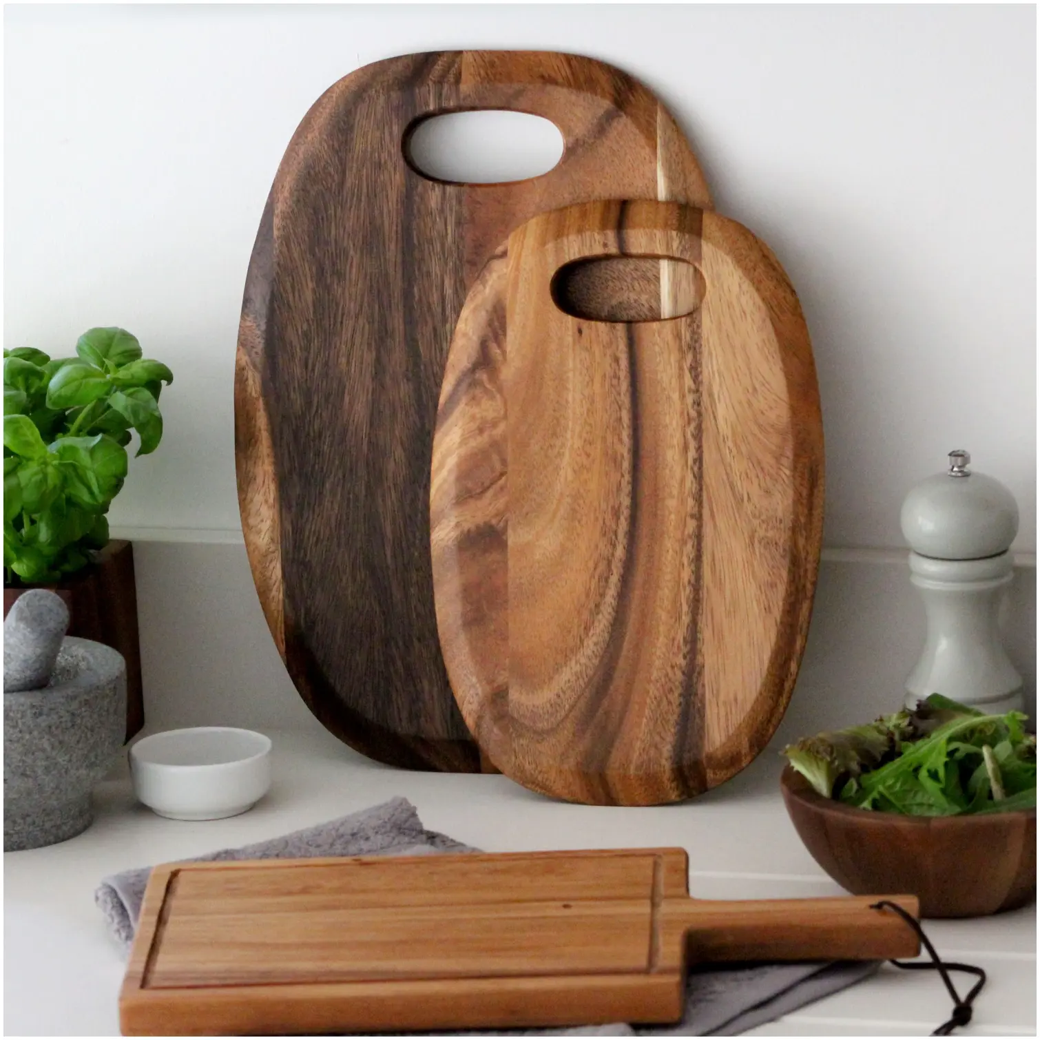 TLA0436_3 Tala Large Lacquered Acacia Board 36x26cm