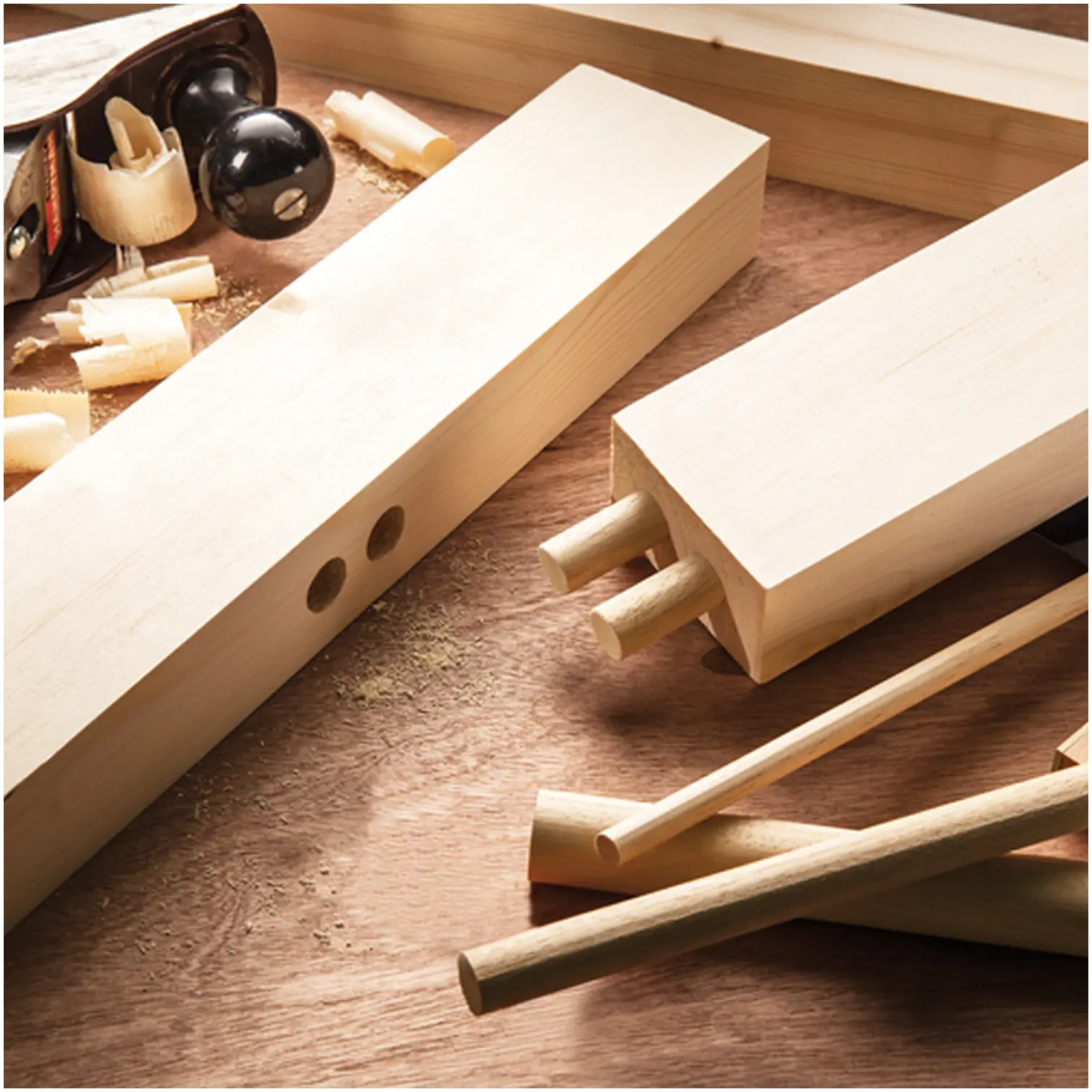 CMO0002_1 Cheshire Mouldings Hardwood Dowel 6mm x 2.4m