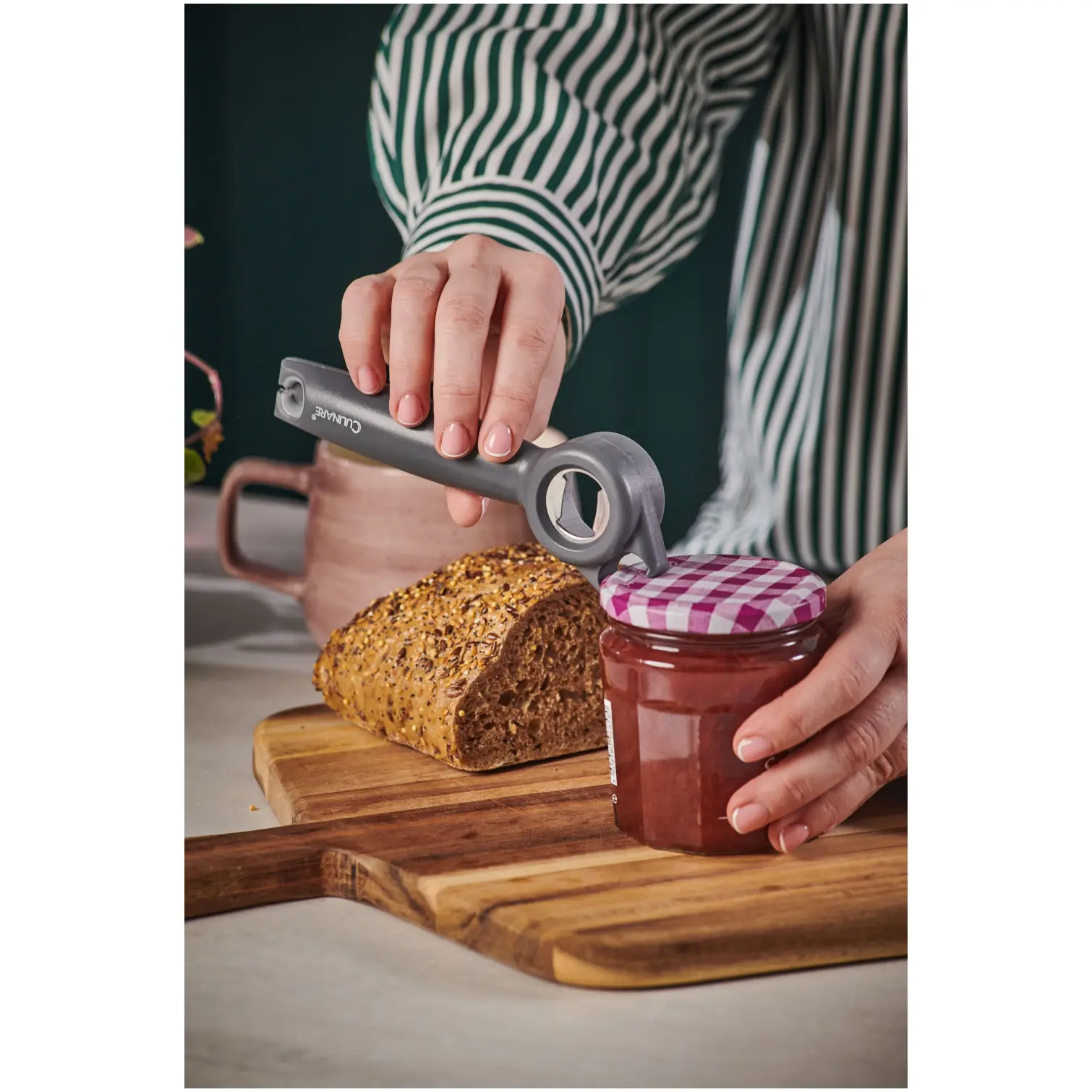 LEV0164_9 Culinare 5 in 1 Opener