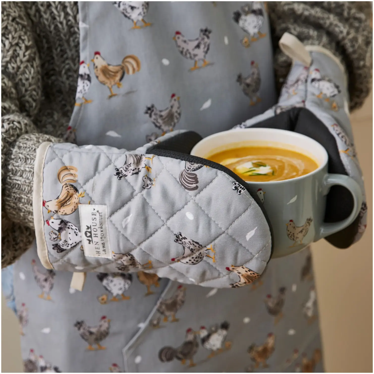 CLI0199_3 Cooksmart Hen House Lane Microwave Mini Mitts