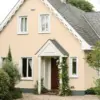 CRW0020_8 Sandtex Masonry Paint 5Ltr Light Cream