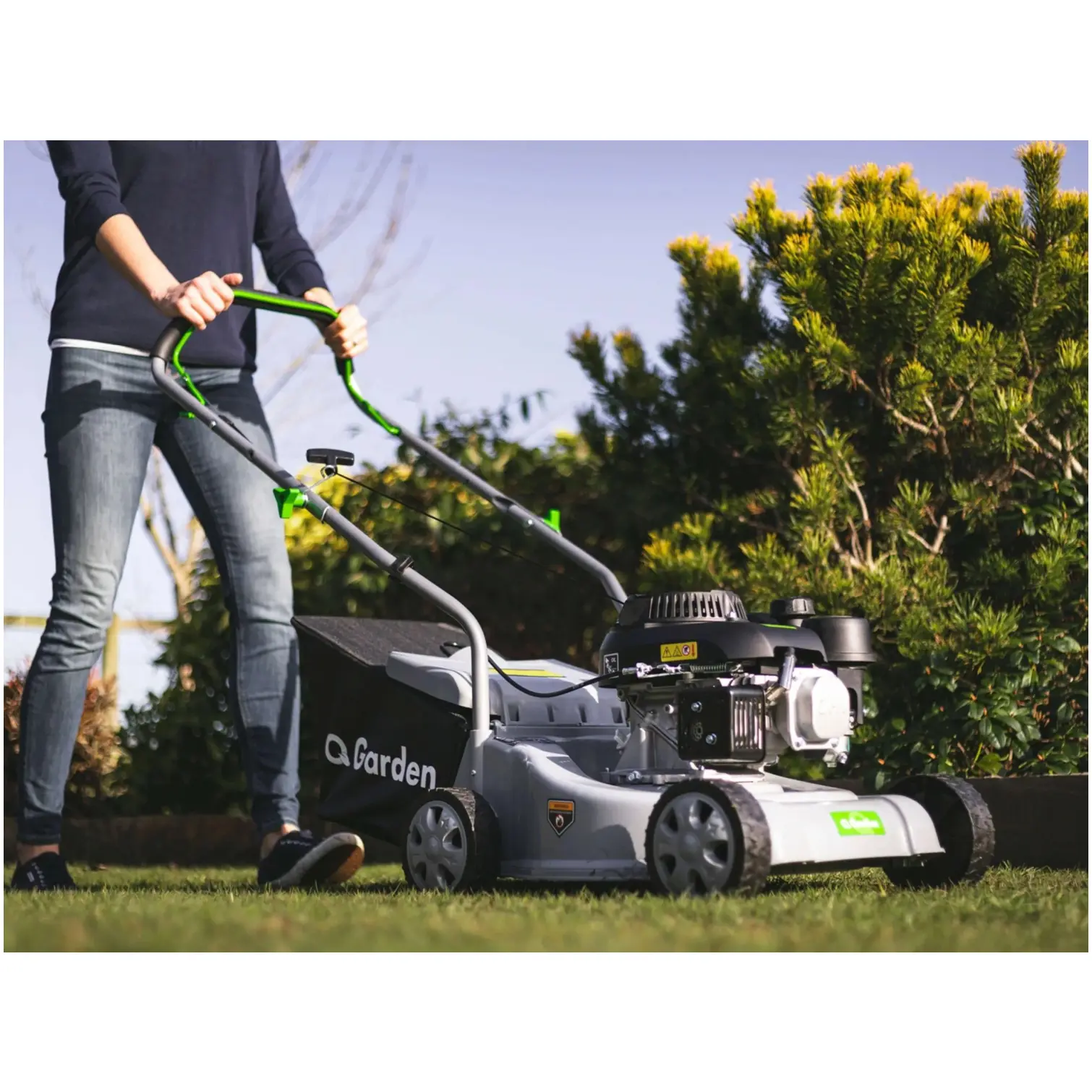 Q Garden 39cm Petrol Rotary Push