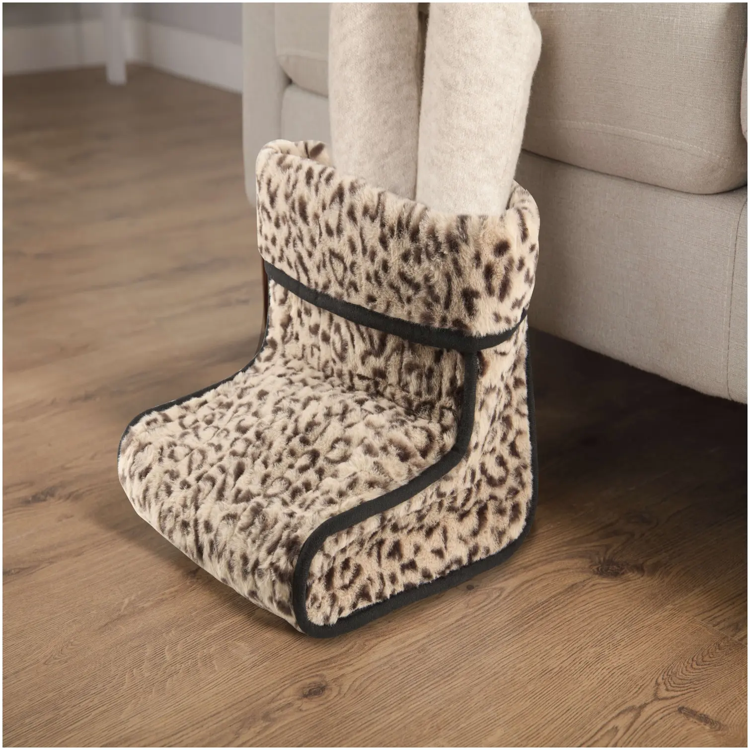 Carmen Foot Warmer Leopard Print
