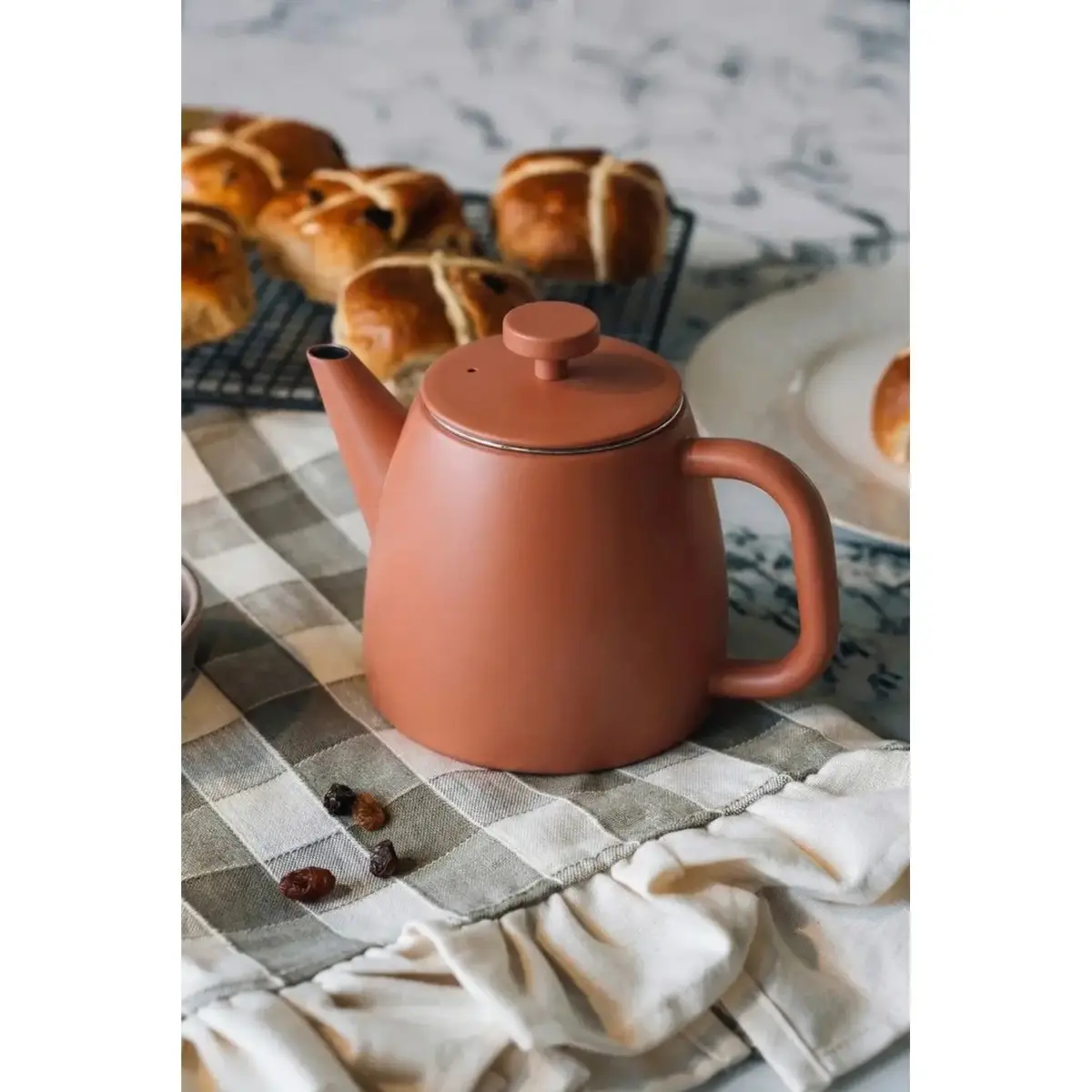 GRU0140_1 Cafe Ole Kelham Teapot Red 600ml