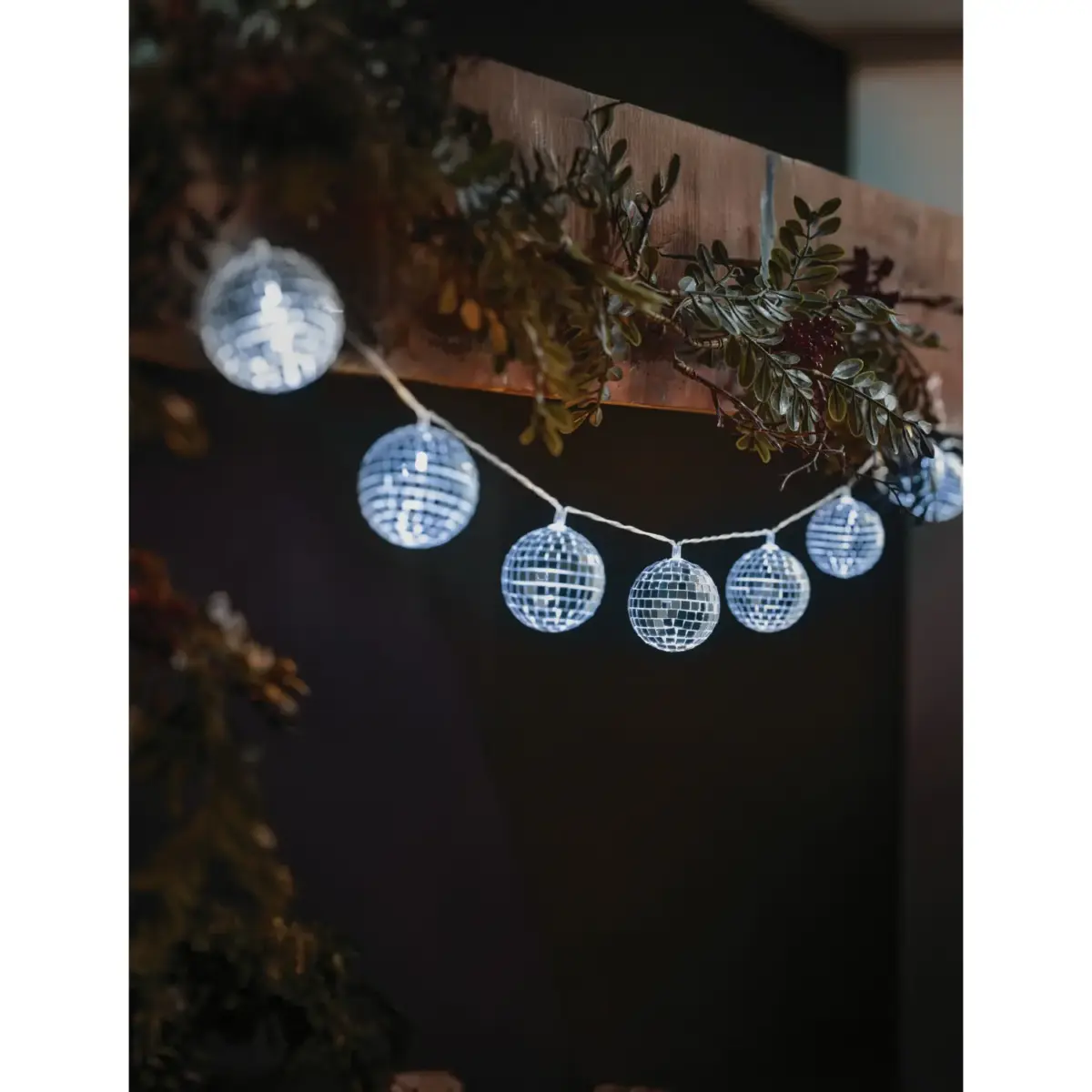 Three Kings Glitterball String Lights Silver Set of 10