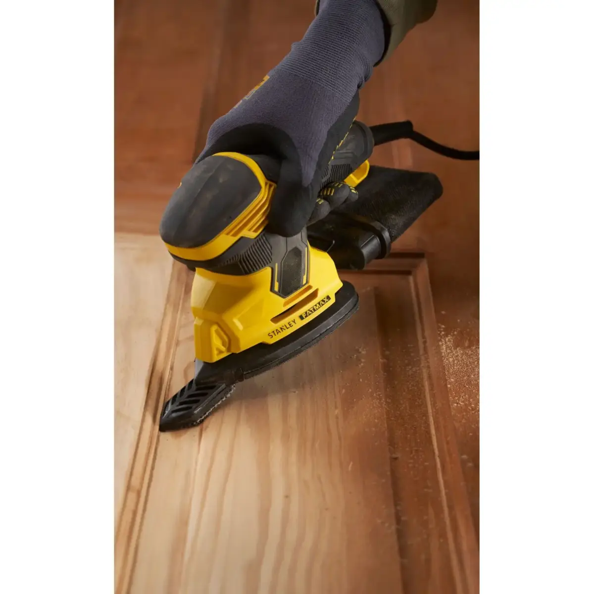 BDP0313_6 Stanley Fatmax Detail Sander 120w