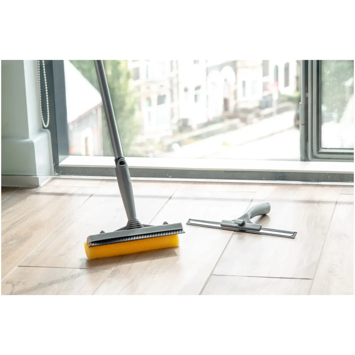 Addis 3 In 1 Window Cleaning Kit - Image 2