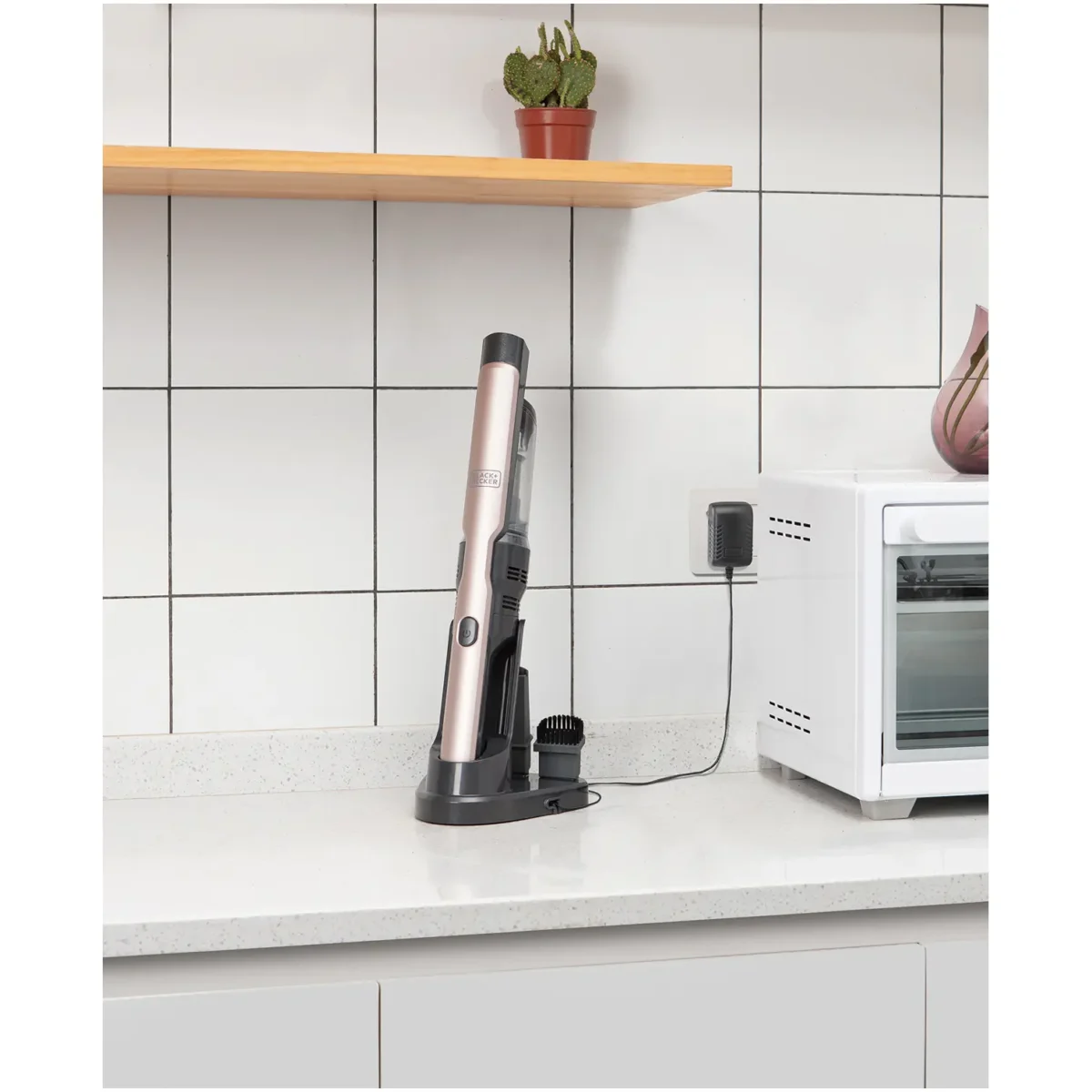 Black+Decker Brushless Hand Vacuum 12 volt - Image 8