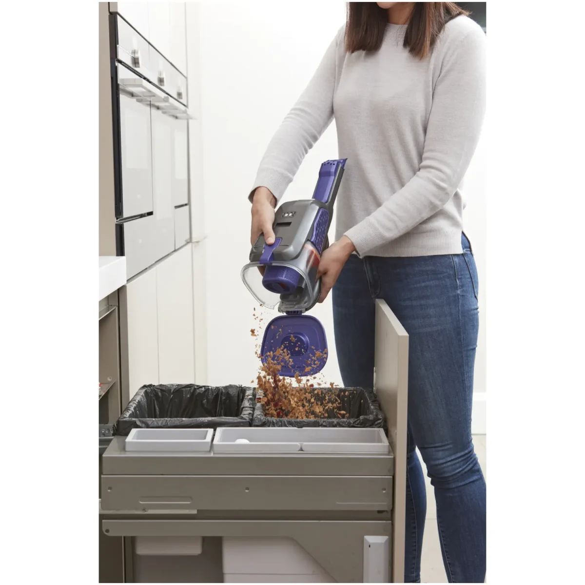 Black+Decker 18v Cordless Dustbuster - Image 18