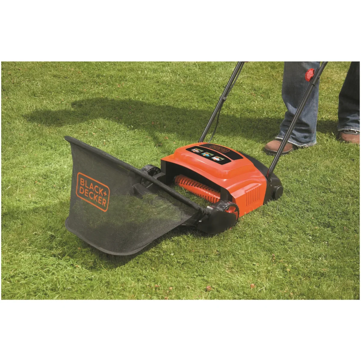 Black+Decker Electric Lawn Raker 600w - Image 2
