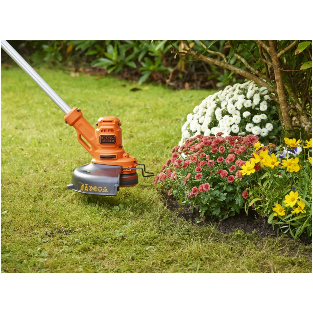 Black+Decker Trim & Edge Reflex Strimmer 450w 25cm - Image 4
