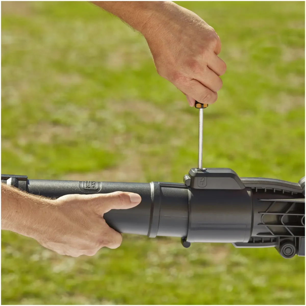 Black+Decker 3 in 1 Electric Blower Vac 2600w - Image 3