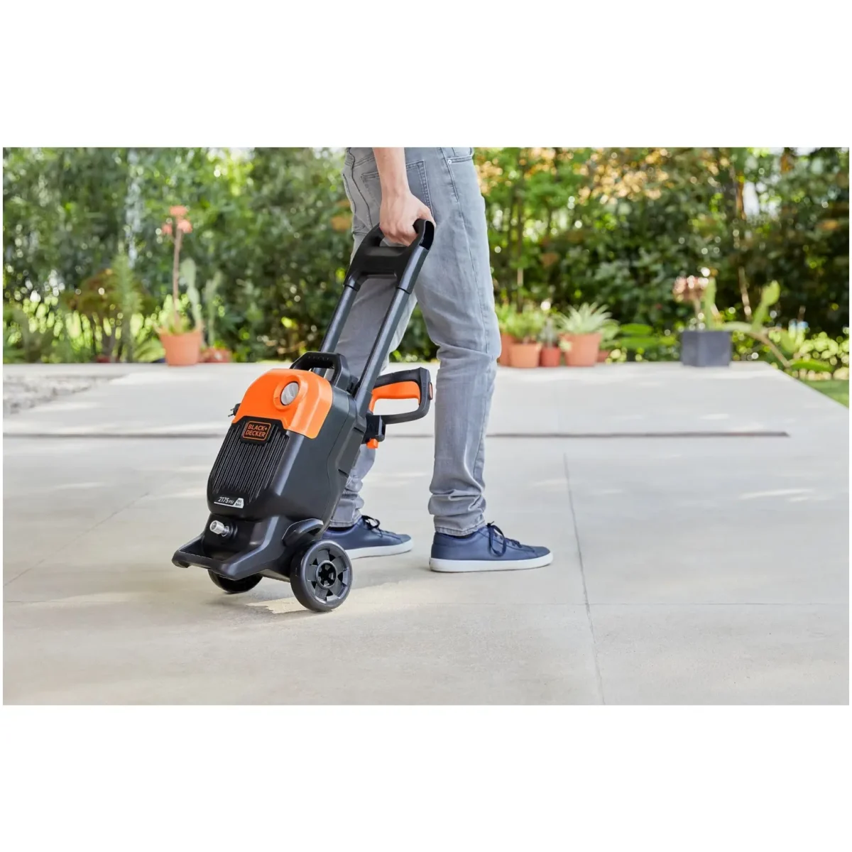 Black+Decker Pressure Washer 2000w - Image 8