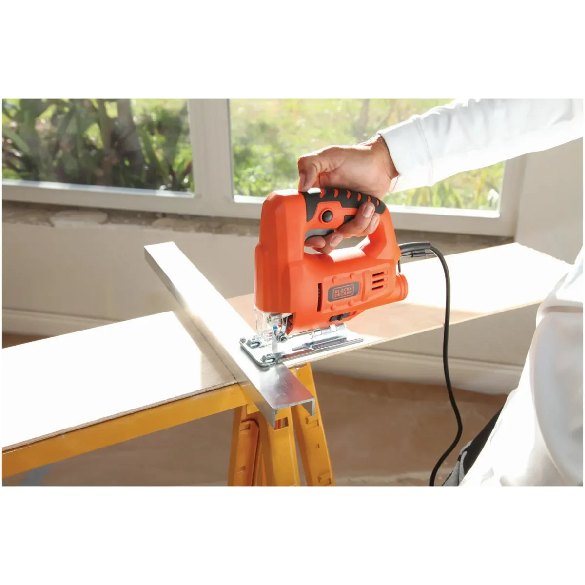 Black+Decker Single Speed Compact Jigsaw 400w - Image 5