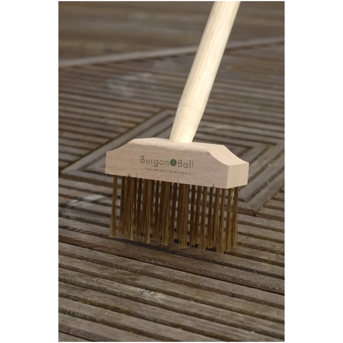 Burgon & Ball Miracle Decking Brush - Image 3