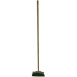 Burgon & Ball All-In-One Patio Cleaning Broom - Image 4